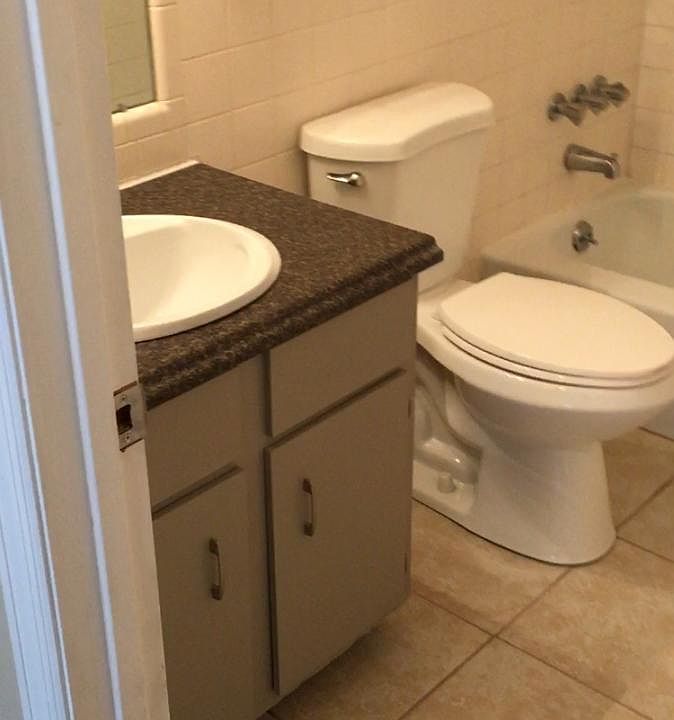 2nd image of 383 High St APT 3