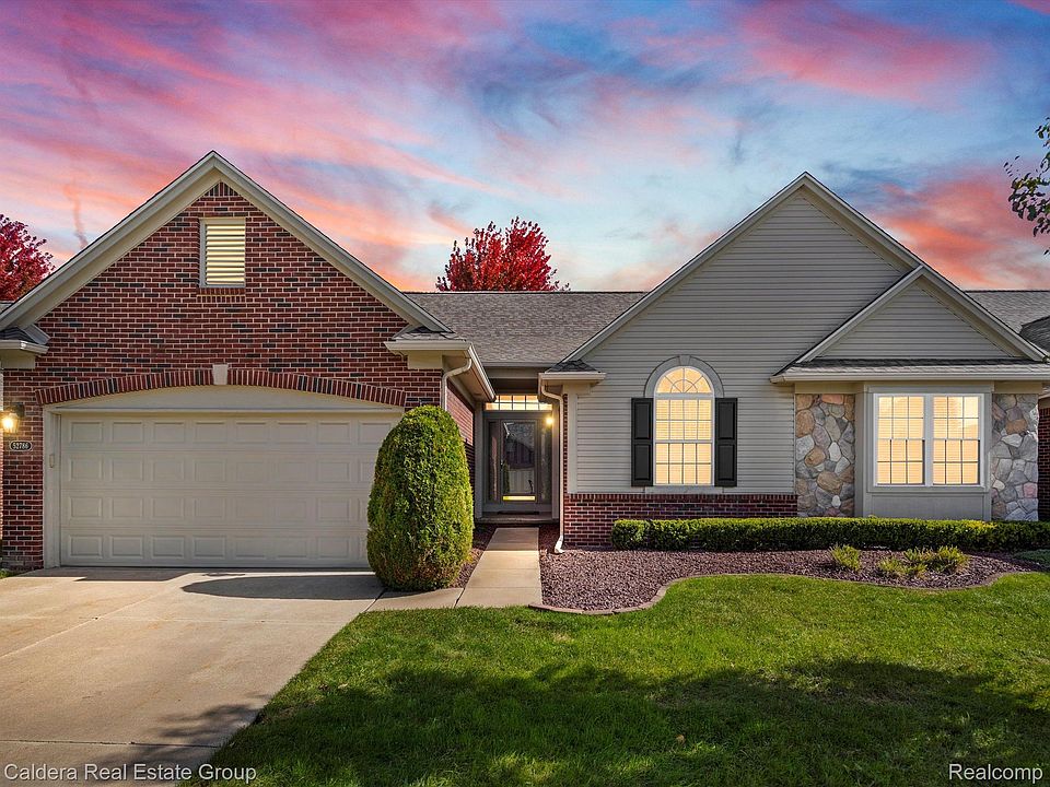 1st image of 52786 Sable Dr #22
