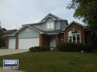 7443 Bayfield Dr, Tinley Park, IL 60487