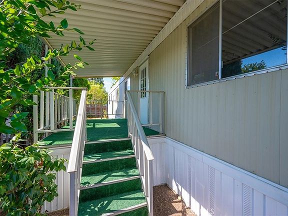 5th image of 138 Paloma Dr