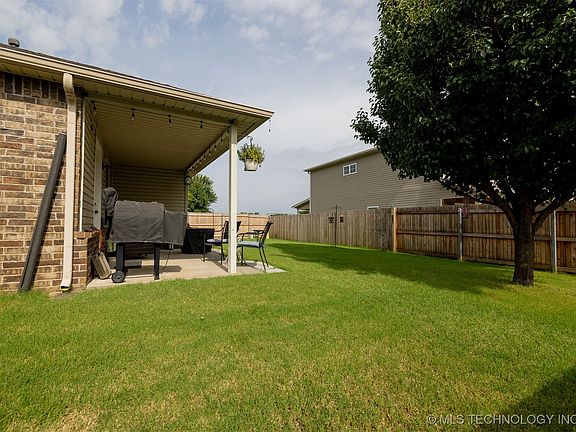 4th image of 14734 S Toledo Pl