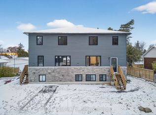 53 Lakeview Ave, Kingston, ON K7M3T5