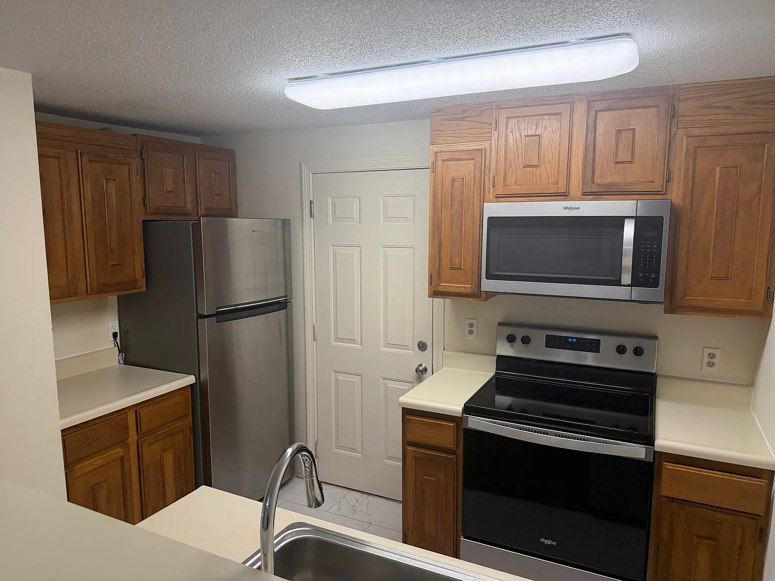 1 bed, 1.0 bath, 683 sqft, $2,100 — Photo 4