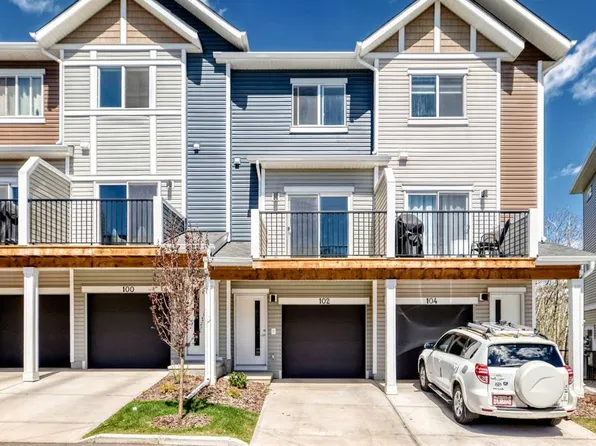 102 S Tuscany Summit Sq NW, Calgary, AB T3L 0G1