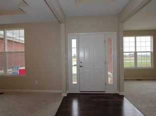 1433 W Springhurst Blvd, Greenfield, IN 46140