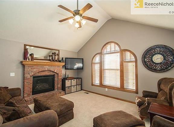 4th image of 4716 NE 102nd Ct