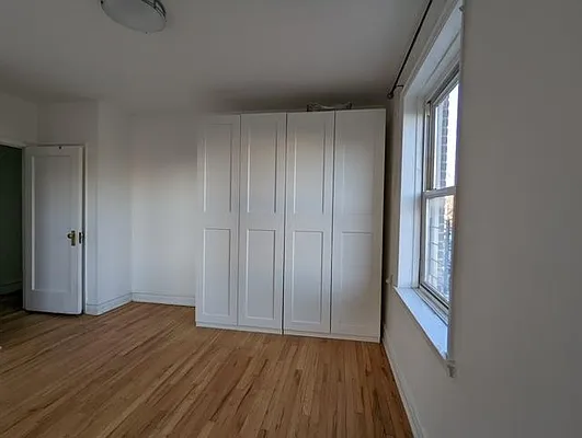 Sold by Esther Flynn Real Estate | media 32