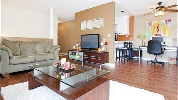 1st image of 195 Las Flores Dr APT A
