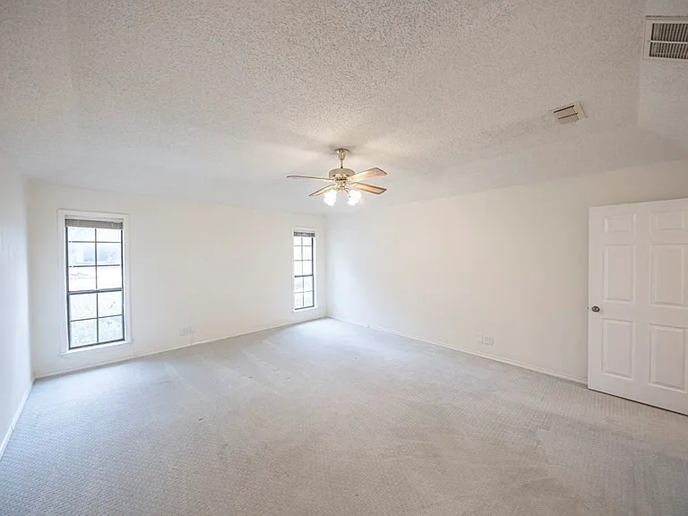 4007 Crestridge Dr — Photo 46