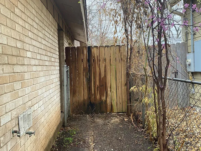 5207 Woodrow Ave #A — Photo 6