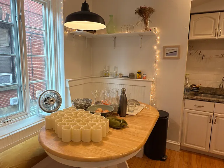 17 Monmouth Ct #1 — Photo 8