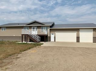 10802 89th Ave SE, Bismarck, ND 58504