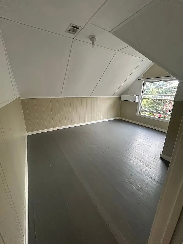 1 bed, 500 sqft, $1,300 — Photo 2