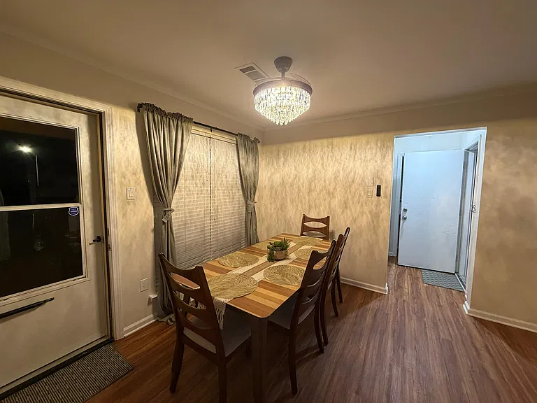 10792 Lexington Dr — Photo 3