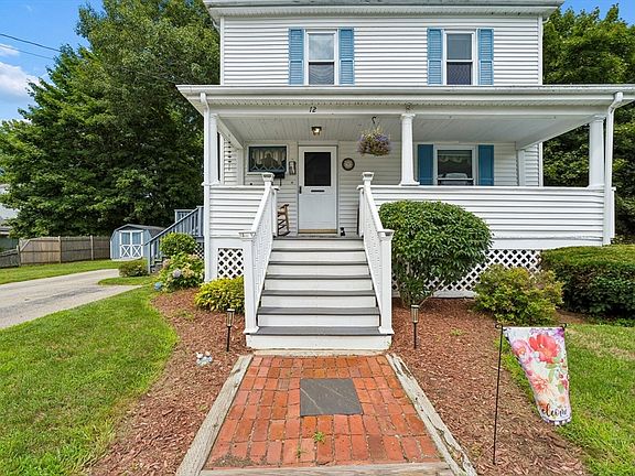2nd image of 12 Leonard St