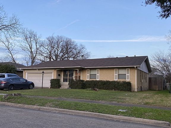 2nd image of 2526 Patricia Ln