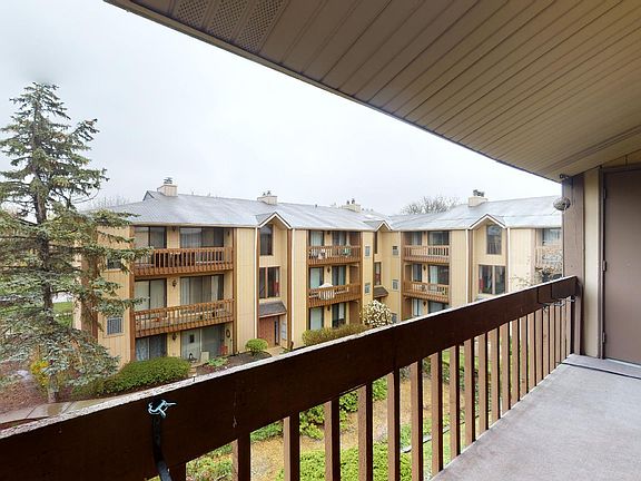 5th image of 115 Olesen Dr APT 3H