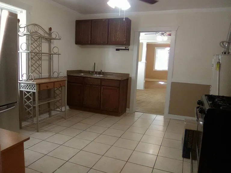 3011 S Arch St — Photo 13