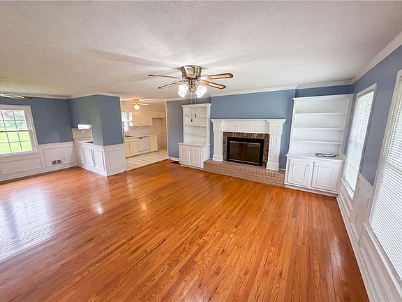 3rd image of 3293 Bright Star Rd