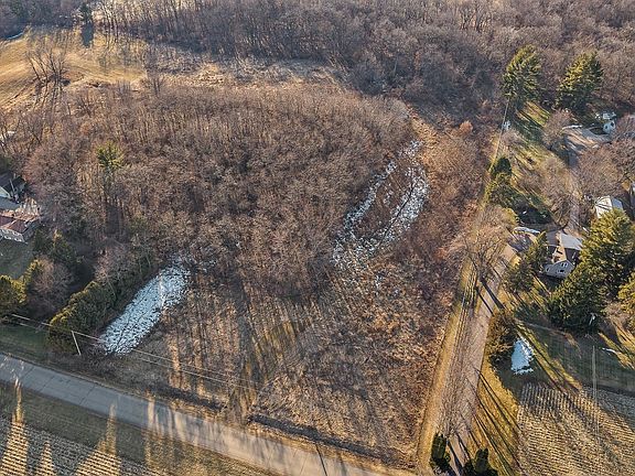 3rd image of L1 Flint Rd