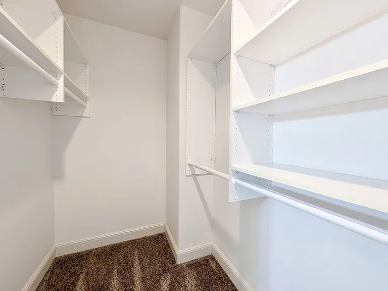 3014 NW Chapin Dr — Photo 48