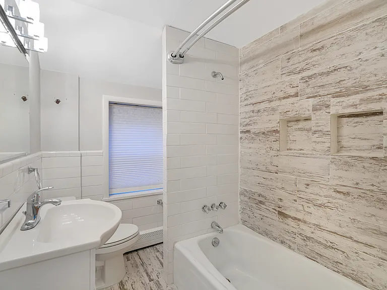430 Benedict Ave #2 — Photo 10
