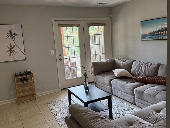 3rd image of 115 Barrett Ct