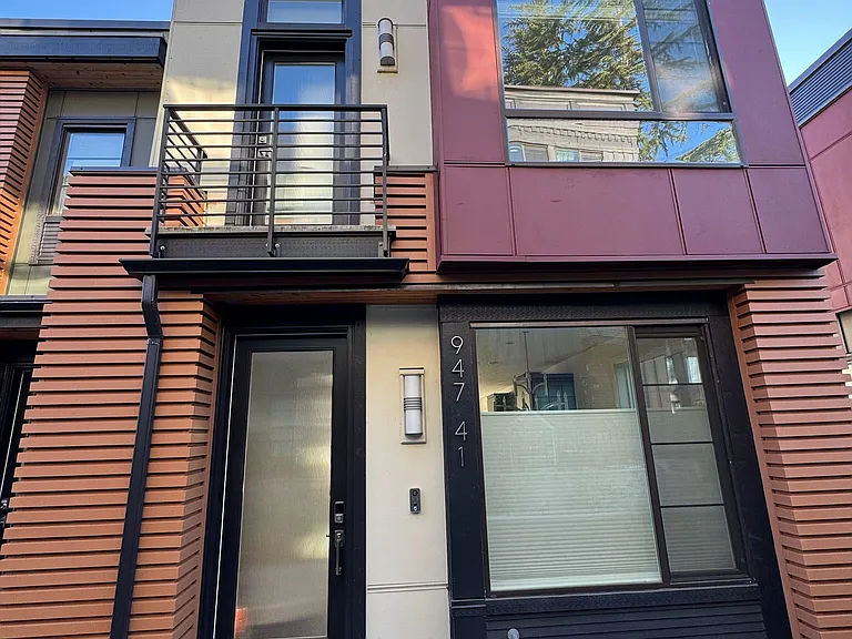 947 W McGraw St #41 — Photo 3