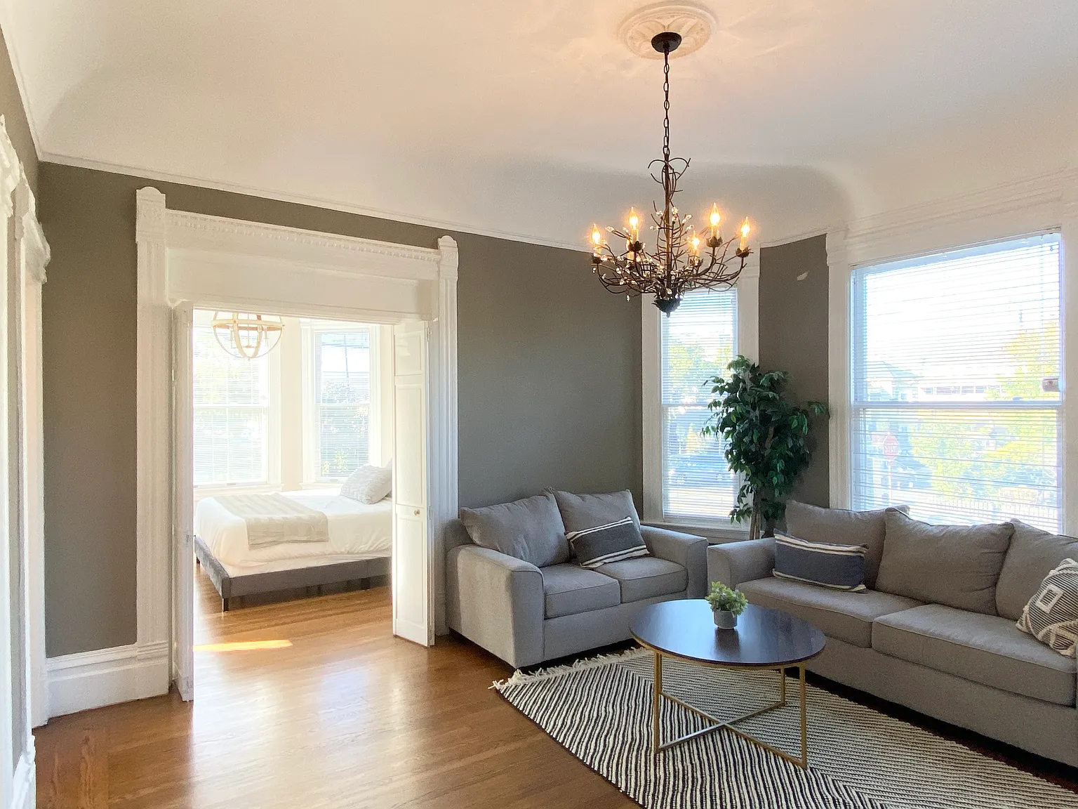 3 bed, 1150 sqft, $3,995 — Photo 4