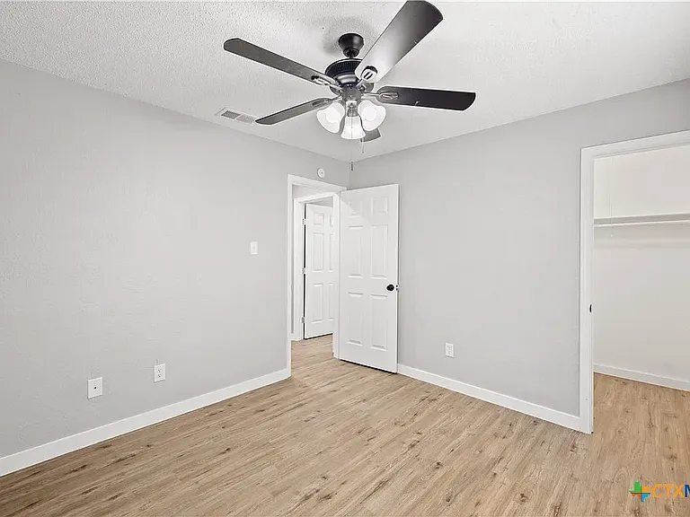 804 Antelope Trl — Photo 6