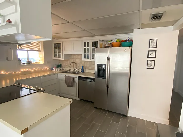 2410 E Manhatton Dr — Photo 11