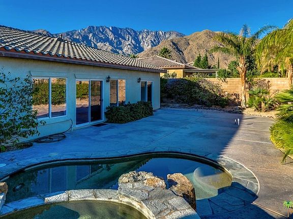 3rd image of 932 Tierra Ln