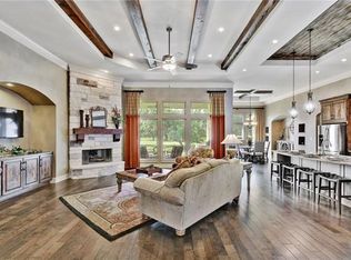 121 Gabriel Woods Dr, Georgetown, TX 78633