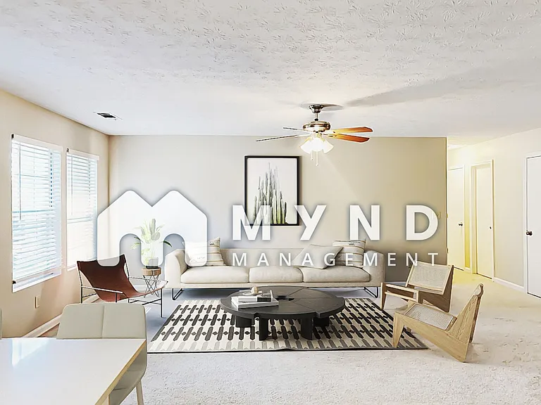 5631 Regency Manor Ct — Photo 3