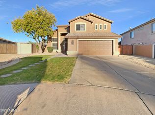 2833 S Esmeralda Cir, Mesa, AZ 85212