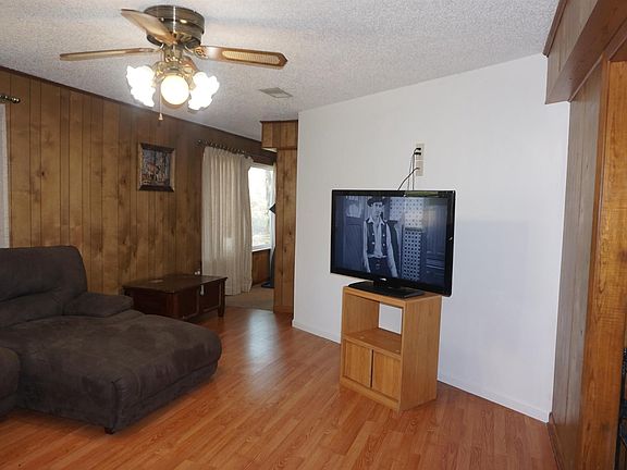 2nd image of 1400 Magee Dr
