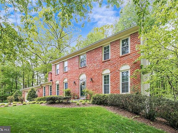 4th image of 3100 Cobb Hill Ln