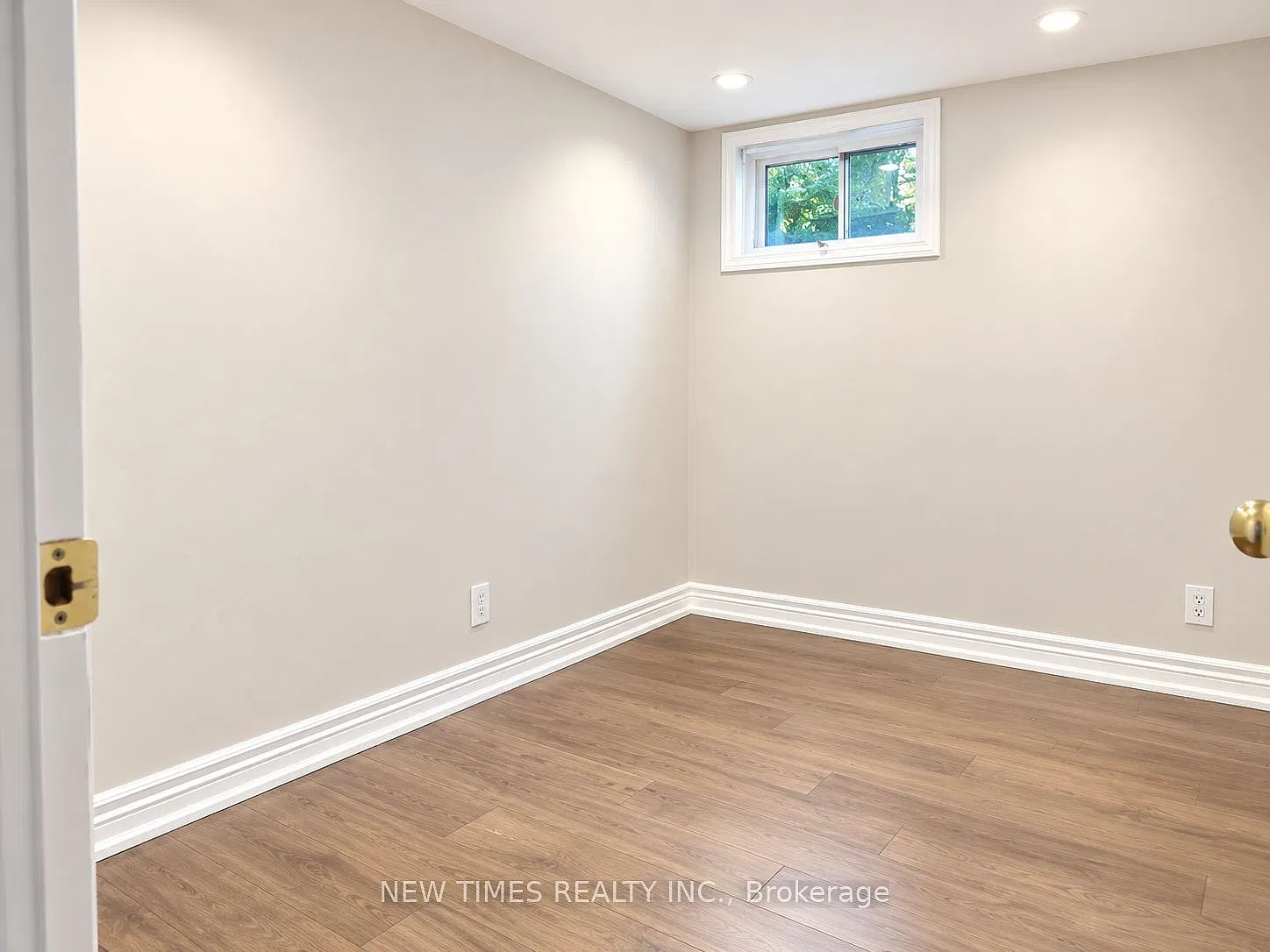 1 bed, $1,400 — Photo 2