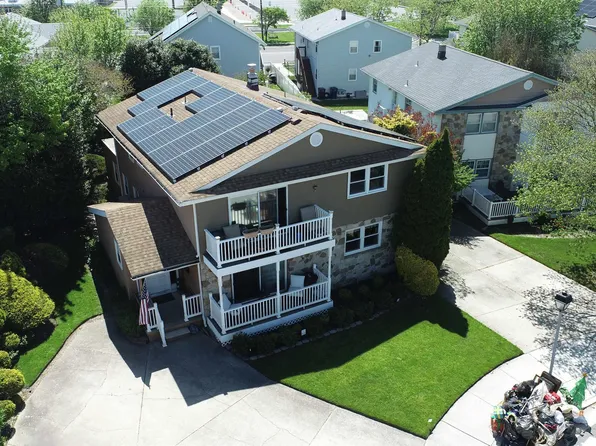 413-415 Berkshire Dr, Ventnor, NJ 08406
