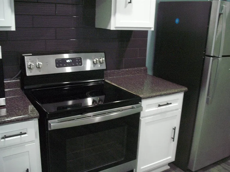 1793 Steiner Ave SW #A — Photo 2