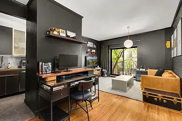 207 East 21st Street, #3B