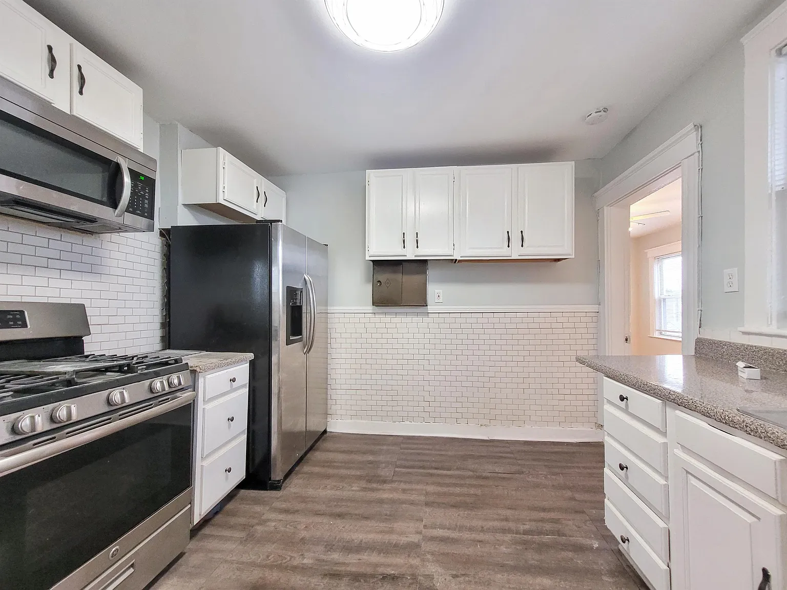 4 bed, 1105 sqft, $3,195 — Photo 1