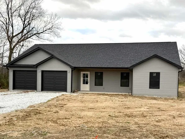 112 Blue Bird Ln, Mitchell, IN 47446