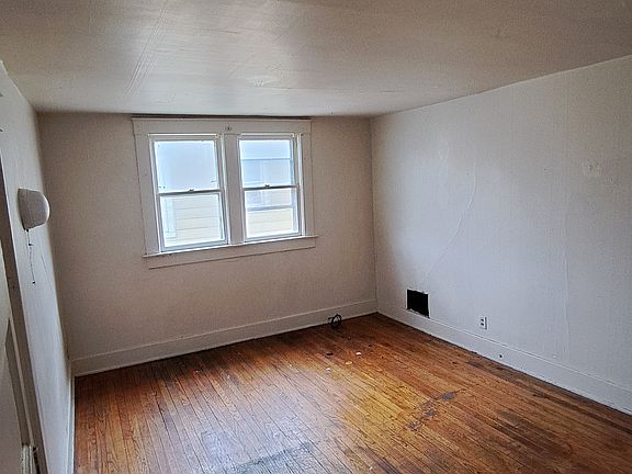 2nd image of 107 S 8th St #B