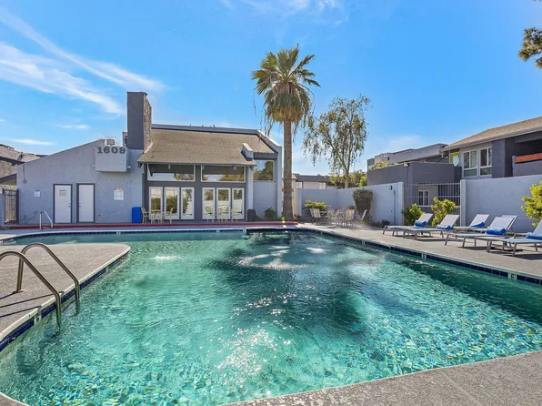 Agave Ridge Apartments