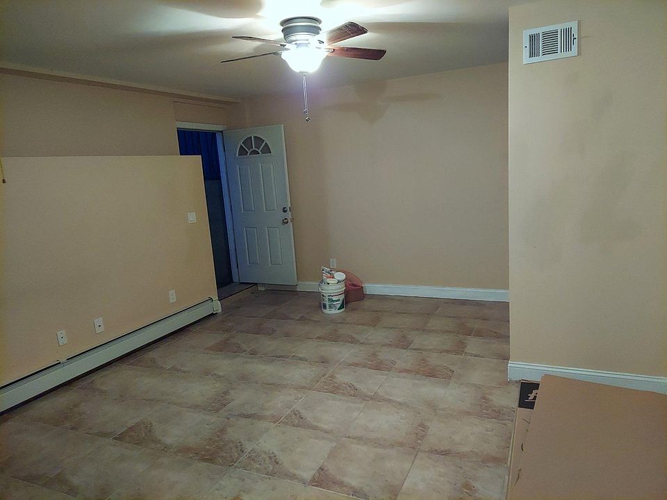 1st image of 226 Moreland St