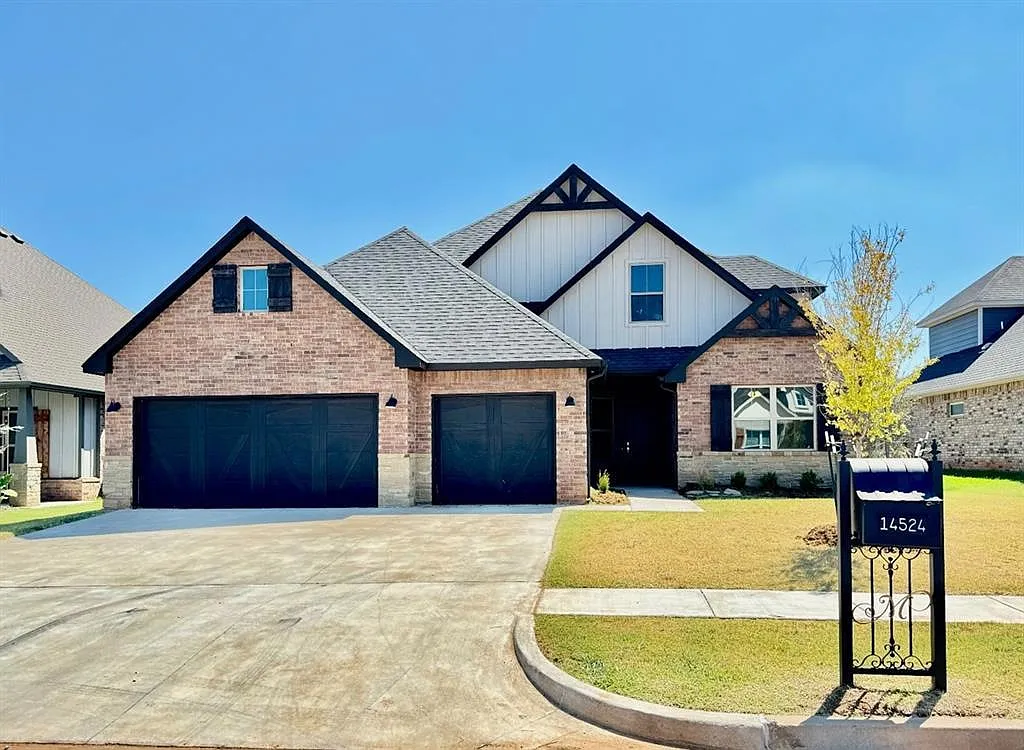 4 bed, 2435 sqft, $2,900 — Photo 1