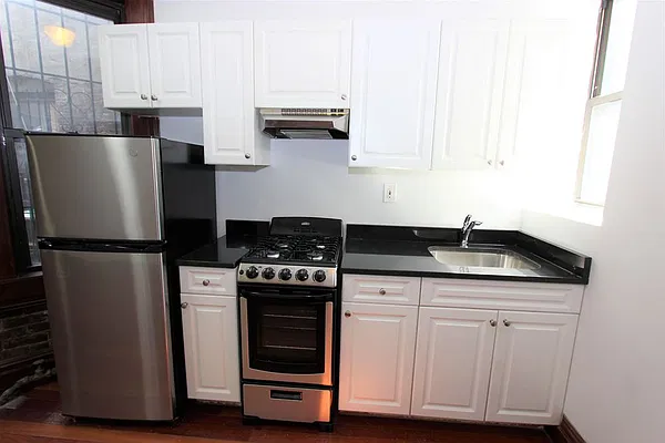 Rented by Dynamik Realty | media 23