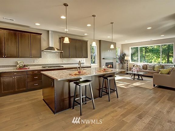 2nd image of 4317 Campus (lot 9) Drive NE