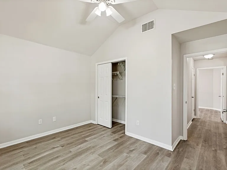 111 Copperwood Loop — Photo 14